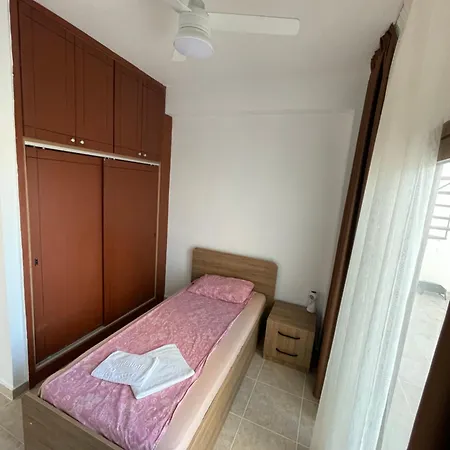 Queit Amazing Penthouse With Rooftop 360 ,pool , Beachfront And Bbq *