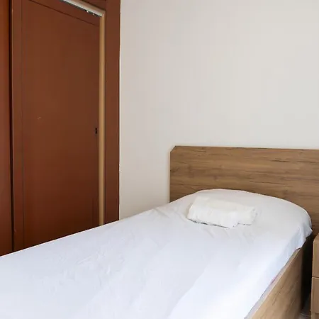 Queit Amazing Penthouse With Rooftop 360 ,pool , Beachfront And Bbq منتزه العطل