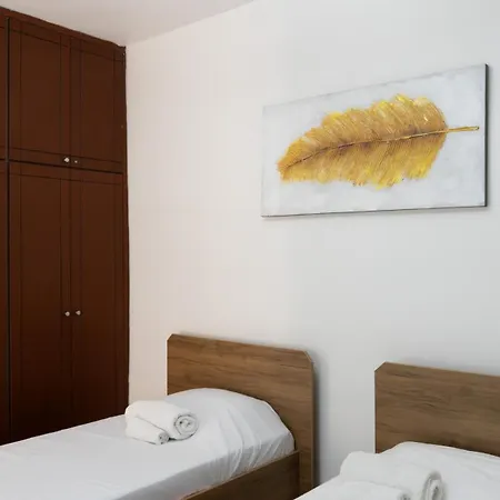Queit Amazing Penthouse With Rooftop 360 ,pool , Beachfront And Bbq منتزه العطل Agios Amvrosios (Kyrenia)