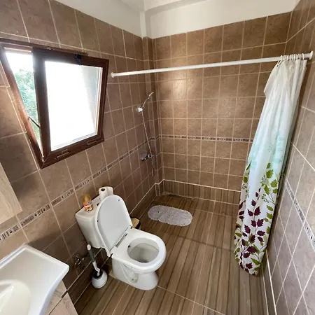 Kompleks wypoczynkowy Queit Amazing Penthouse With Rooftop 360 ,pool , Beachfront And Bbq Agios Amvrosios (Kyrenia)