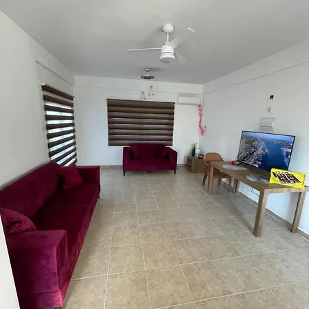 Queit Amazing Penthouse With Rooftop 360 ,pool , Beachfront And Bbq *