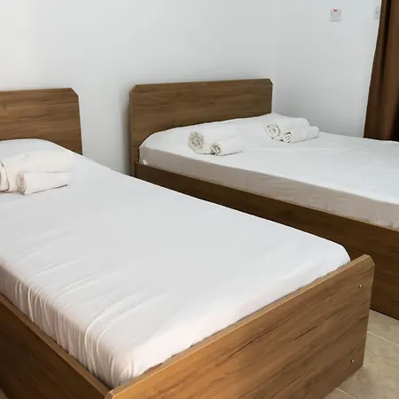 Holiday park Queit Amazing Penthouse With Rooftop 360 ,pool , Beachfront And Bbq